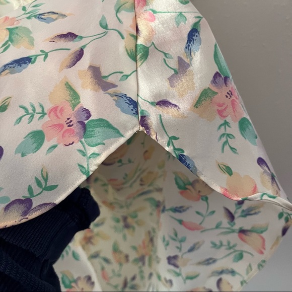 Victoria’s Secret Gold Label Floral Cream Slip Chemise Size Small - Picture 5 of 9